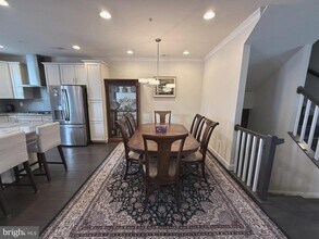 321 Hendrix Ave in Gaithersburg, MD - Building Photo - Building Photo