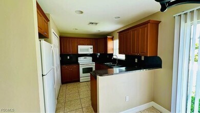 18374 Columbine Rd in Ft. Myers, FL - Building Photo - Building Photo