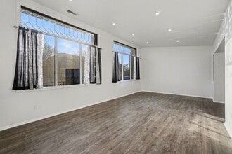 1119 E McMillan St in Cincinnati, OH - Building Photo - Building Photo