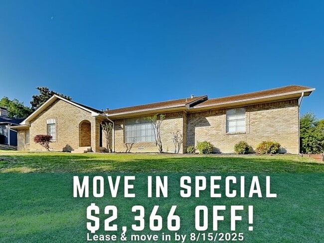 property at 3305 Hampden Dr