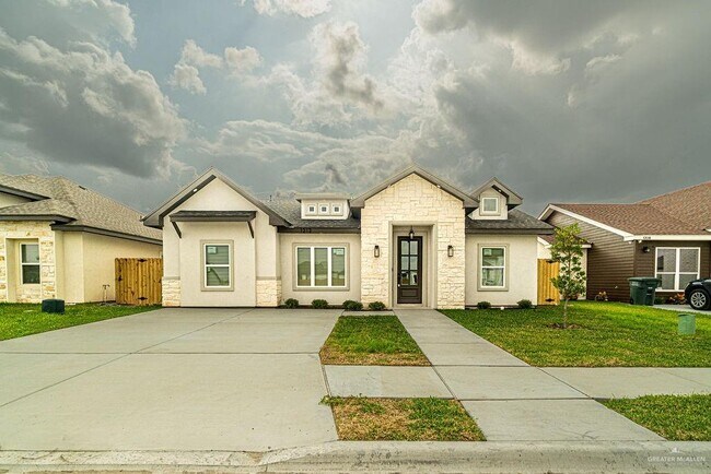 16 East St in San Juan, TX - Building Photo - Building Photo