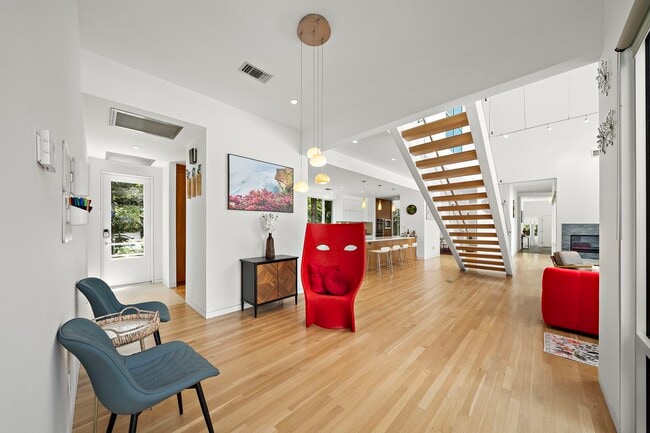 property at 118 Angel Leaf Rd