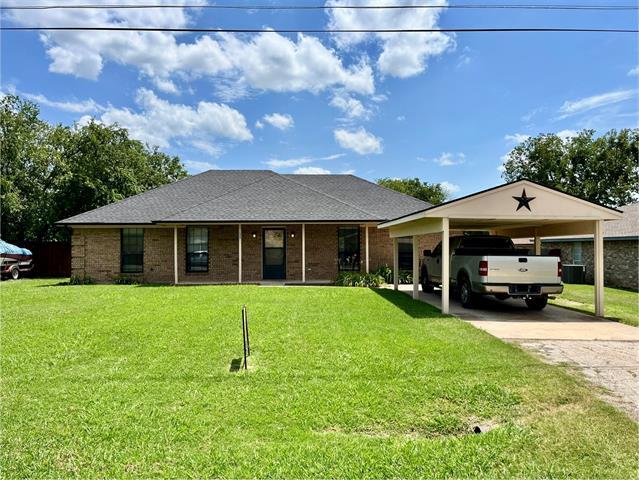 property at 525 W Lloyd St