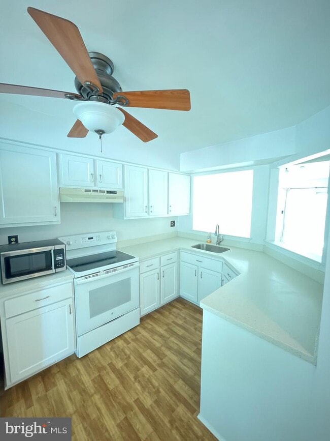 15392 Gatehouse Terrace Rentals in Woodbridge, VA