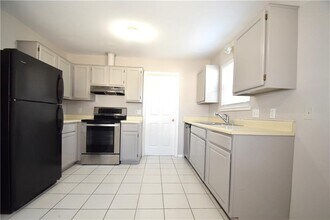 2510 SE 4th St in Bentonville, AR - Building Photo - Building Photo