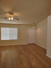 8150 N 112th Ave in Peoria, AZ - Building Photo - Building Photo