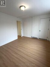 9 Eby St S in Kitchener, ON - Building Photo - Building Photo