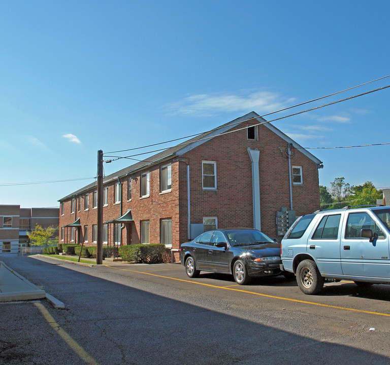 Harding Road Apartments in Springfield, OH - Building Photo