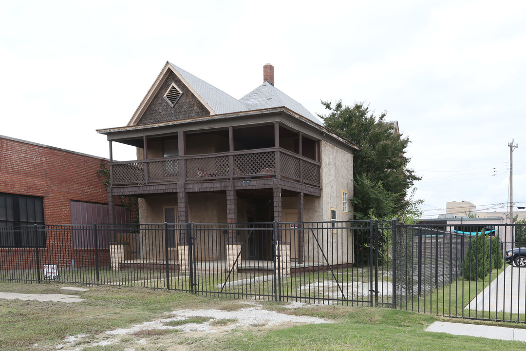 617 W California Ave in Oklahoma City, OK - Building Photo