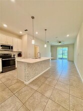 9825 Red Eagle Dr in Orlando, FL - Building Photo - Building Photo