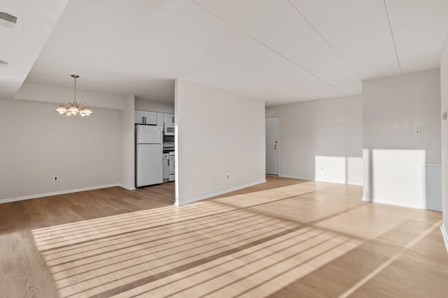 Imperial Manor III Apartments in Philadelphia, PA - Building Photo - Building Photo