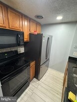 9532 Treyford Terrace in Montgomery Village, MD - Building Photo