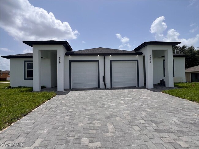 property at 1598 Gretchen Ave S
