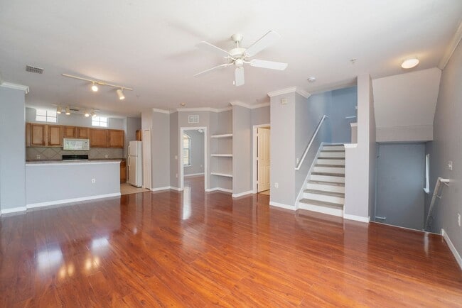 6121 Metrowest Blvd in Orlando, FL - Building Photo - Building Photo