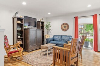 1200 N Humboldt St, Unit 101 in Denver, CO - Building Photo - Building Photo
