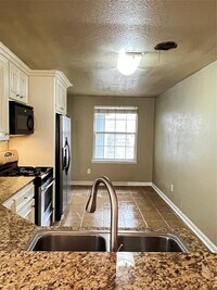 1105 Elliston St photo'