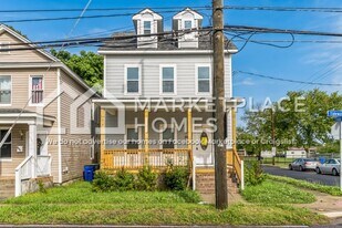 2529 Tidewater Dr in Norfolk, VA - Building Photo