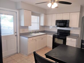 3923 W Cass St in Tampa, FL - Building Photo - Building Photo