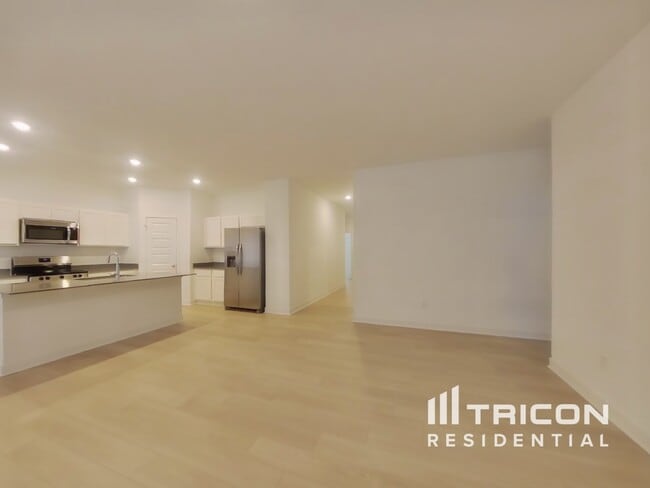 11838 Moorfield Ln in Indianapolis, IN - Foto de edificio - Building Photo