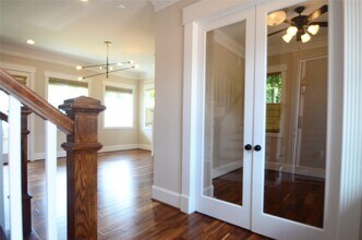 8610 Ashland Way in Houston, TX - Building Photo - Building Photo