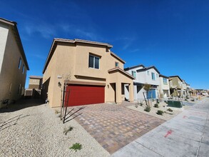 4500 Bayley Skye Ave in Las Vegas, NV - Building Photo - Building Photo