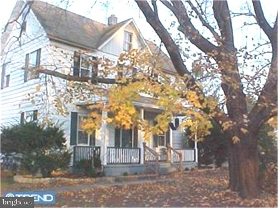 205 Magnolia Rd in Pemberton, NJ - Building Photo