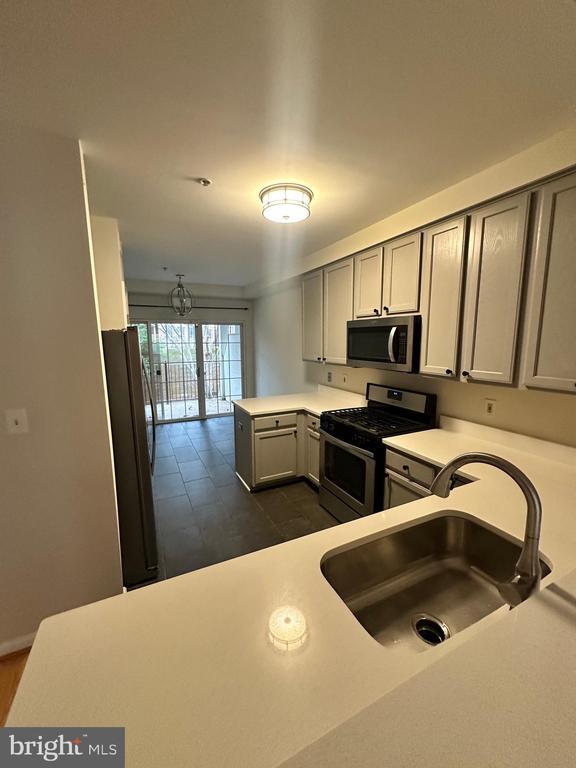 1526 Northern Neck Dr in Vienna, VA - Building Photo - Building Photo