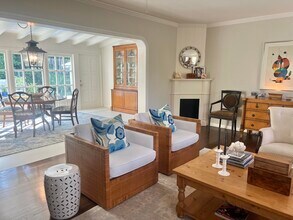 230 Colonial Ln in Palm Beach, FL - Building Photo - Building Photo