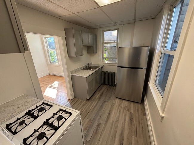 property at 702 Airbrake Ave