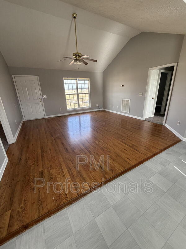 3180 Veals Rd in Murfreesboro, TN - Building Photo - Building Photo