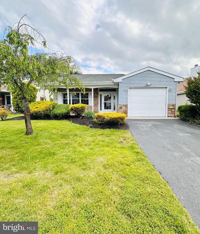 property at 10 Dartmoor Pl