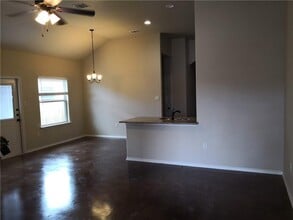 233 Joanne Lp in Buda, TX - Building Photo - Building Photo