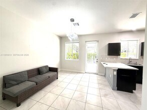 20861 NW 9th Path in Miami Gardens, FL - Building Photo - Building Photo