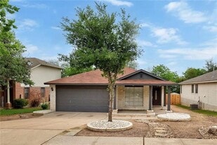 2710 Greenlee Dr in Leander, TX - Building Photo