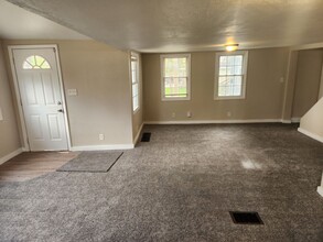 1718 19th Ave in Rock Island, IL - Building Photo - Building Photo