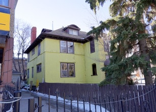 Tyrone Heritage Residences in Edmonton, AB - Building Photo - Building Photo