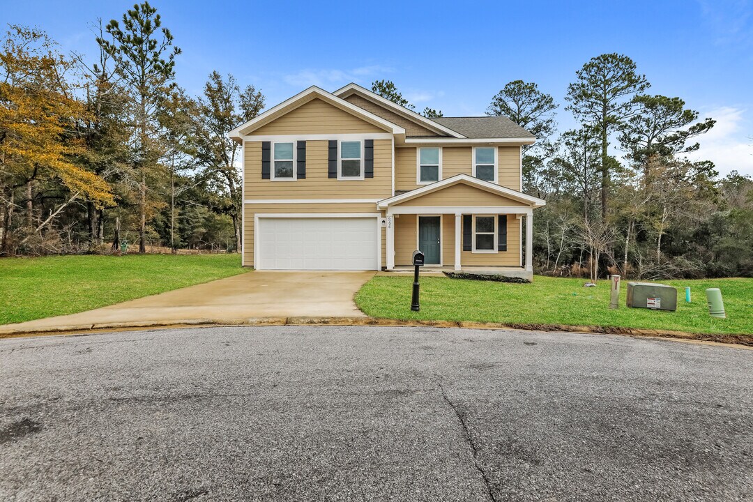 6222 Travelers Rest Ct in Crestview, FL - Foto de edificio