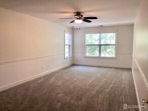 112 Central Ave in Metuchen, NJ - Building Photo - Building Photo