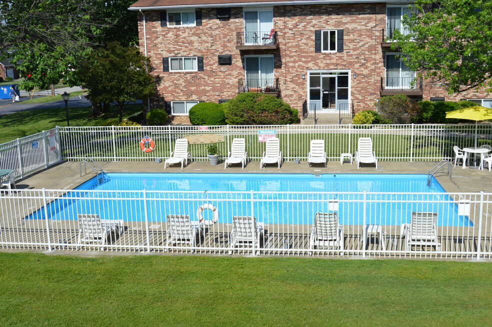 Edison Place Senior Apartments Niles, OH Apartments For Rent