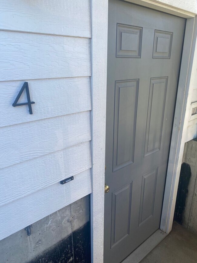 212 Quinella St in Belgrade, MT - Building Photo - Building Photo