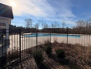 400 Hazy Hls Ln in Garner, NC - Foto de edificio - Building Photo