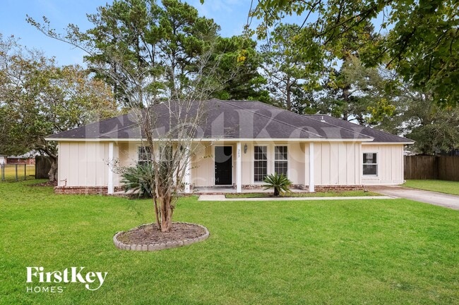 property at 303 Longstreet St