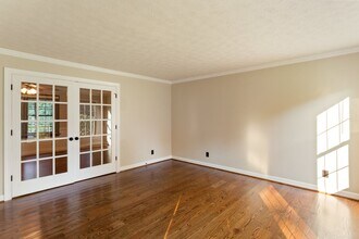 6 Kirby Ct in Poquoson, VA - Building Photo - Building Photo