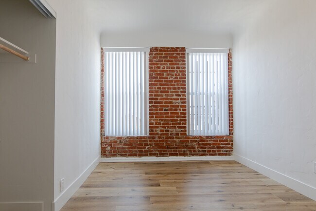 Newly Renovated Apartments in Los Angeles, CA - Building Photo - Building Photo