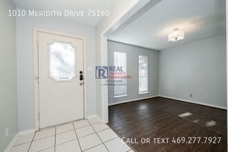 1010 Meridith Dr in Terrell, TX - Building Photo - Building Photo