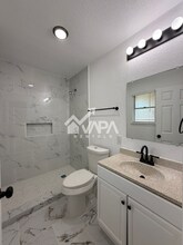 7242 Glen Hill Dr in San Antonio, TX - Building Photo - Building Photo