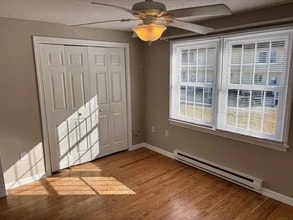 7 Countryside Ln, Unit #1 in Middletown, CT - Foto de edificio - Building Photo