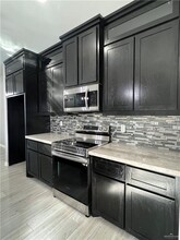 10812 N Baylie Bear Dr in Edinburg, TX - Building Photo - Building Photo