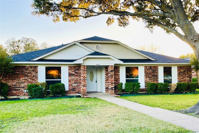 property at 920 Ledgemont Dr