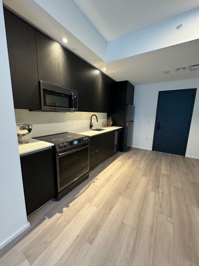 268 NW 31st St, Unit B1 in Miami, FL - Building Photo - Building Photo